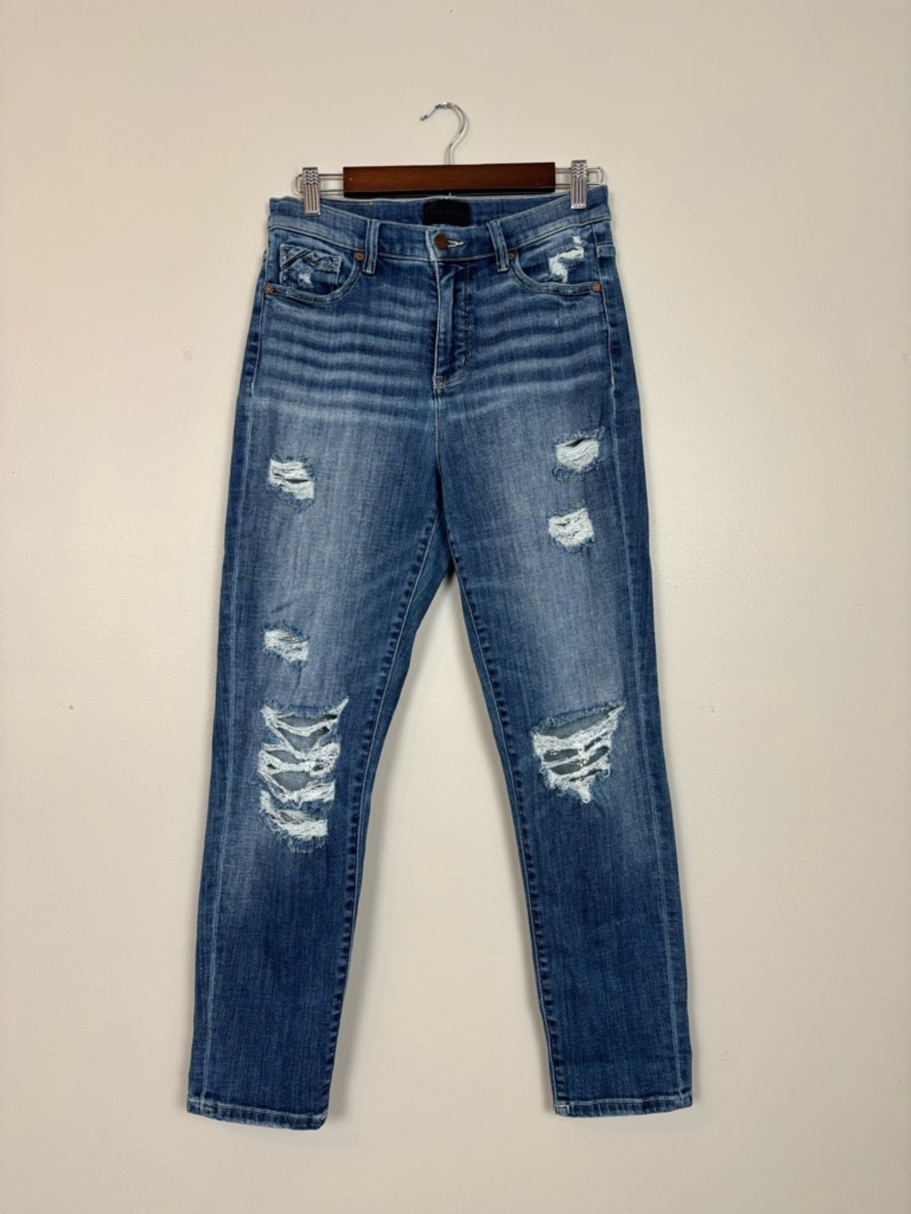 Buckle Black Jeans Womens 27 Mom Jean Distressed Stretch Denim in Blue